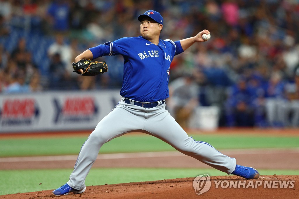In this USA Today Sports photo via Reuters, Ryu Hyun-jin of the Toronto Blue Jays pitches against the Tampa Bay Rays during the bottom of the first inning of a Major League Baseball regular season game at Tropicana Field in St. Petersburg, Florida, on May 14, 2022. (Yonhap)