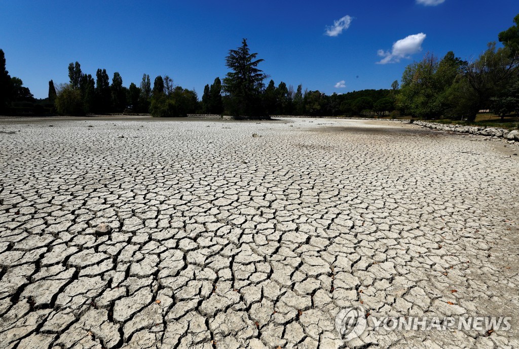 EUROPE-WEATHER/FRANCE-DROUGHT