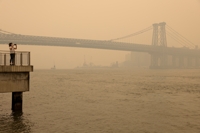 캐나다 산불 연기 美 동부까지 뒤덮어…1억명에 '건강' 경보