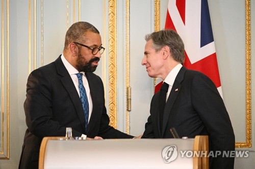 블링컨 "미중, 관계 안정 필요에 동의…우크라 새 지원책 발표"