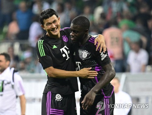 '김민재 선발·케인 골맛' 뮌헨, 브레멘과 개막전에서 4-0 대승
