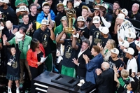 보스턴, 16년 만에 NBA 정상·역대 최다 18회 우승…MVP 브라운(종합)