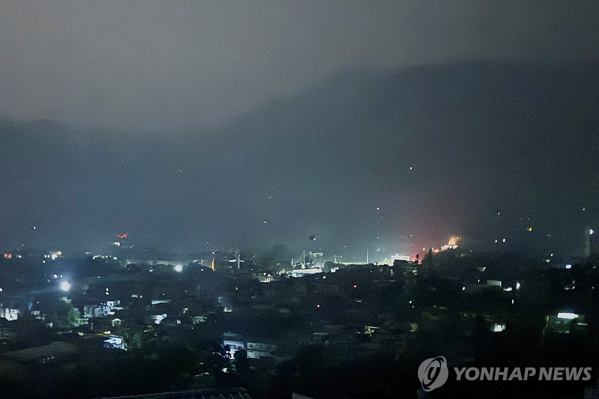 '테러갈등 핵보유국' 인도·파키스탄, 미사일 공격 주고받아(종합)