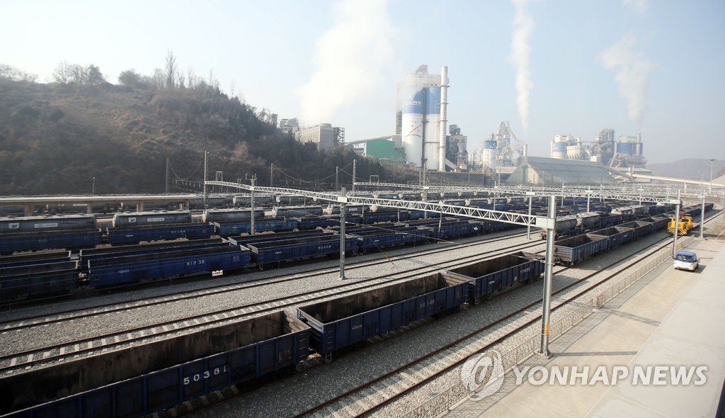 충북 단양 도담역서 화물열차 탈선…인명피해 없어