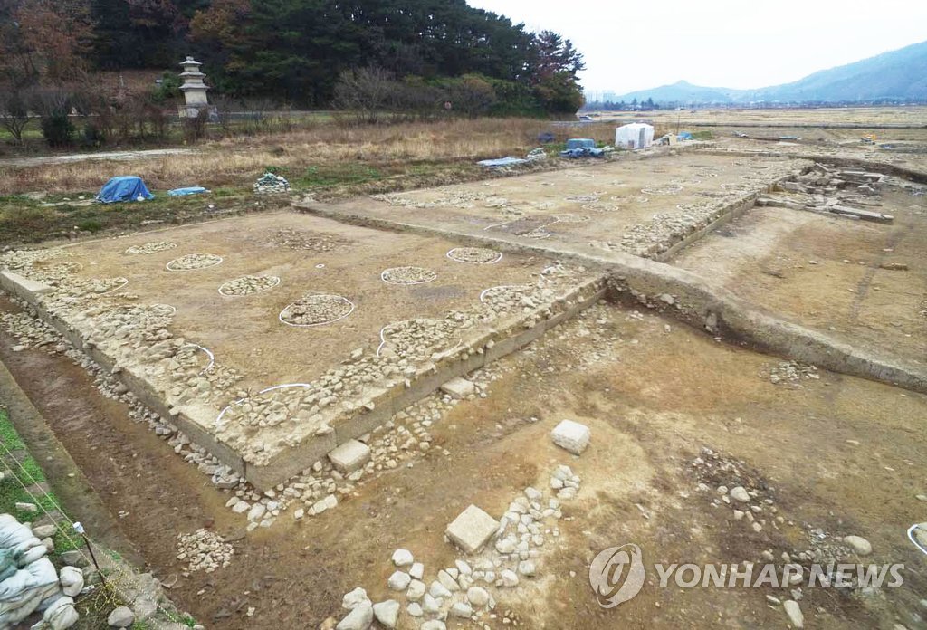 2018년 공개된 경주 황복사지 발굴 모습