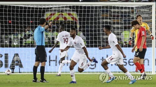 [아시안컵] 중동팀 '초강세'…카타르-UAE·이란-일본 4강 격돌