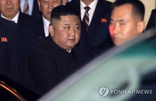 金正恩氏が北朝鮮大使館訪問