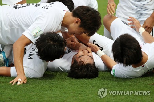 Ｕ１７Ｗ杯　韓国が８強入り