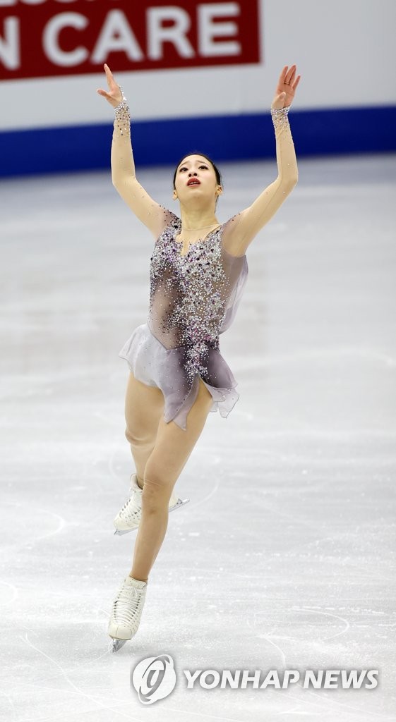 You Young of South Korea performs her short program in the ladies' singles at the Four Continents Figure Skating Championships at Mokdong Ice Rink in Seoul on Feb. 6, 2020. (Yonhap)