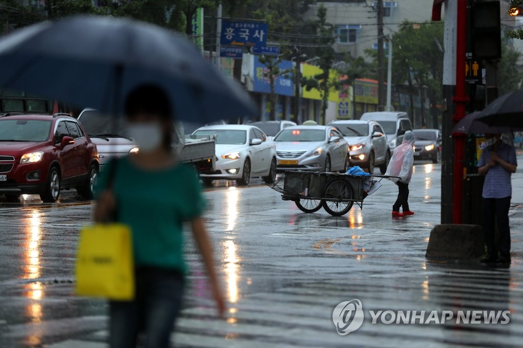 남원 등 전북 3곳 호우주의보…군산에 호우경보 유지