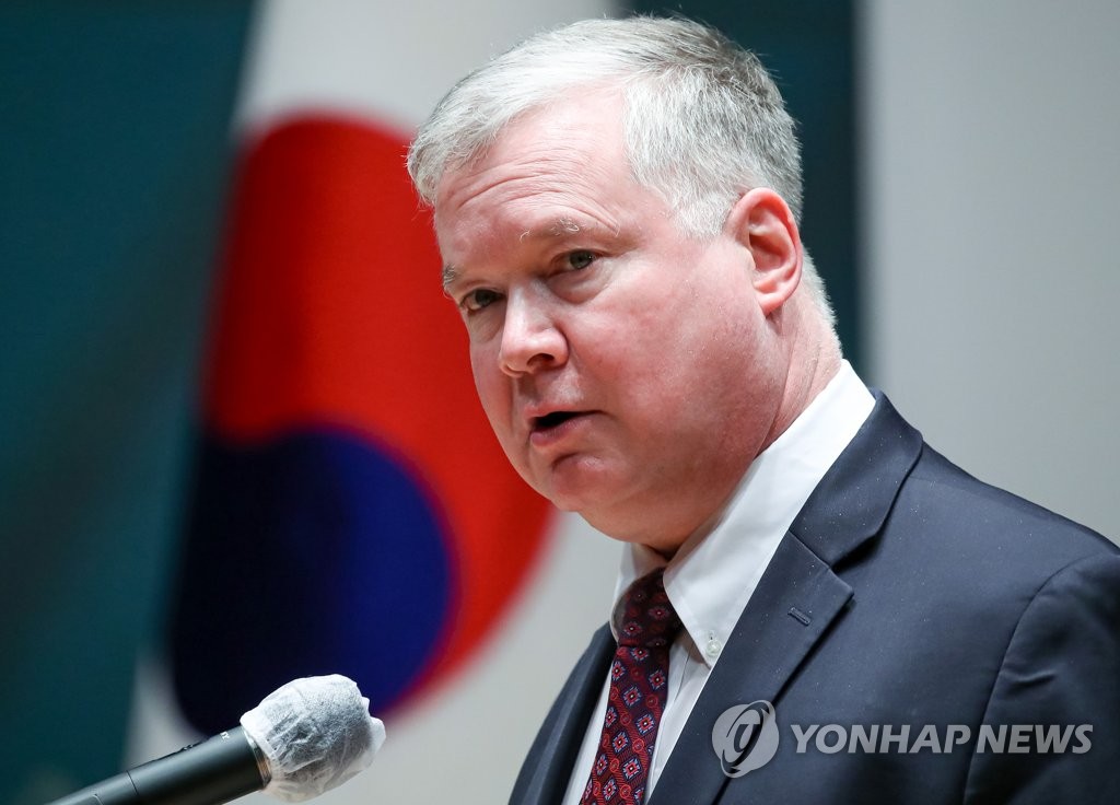 U.S. Deputy Secretary of State Stephen Biegun speaks during a lecture at the Asan Institute for Policy Studies in Seoul on Dec. 10, 2020. (Yonhap)