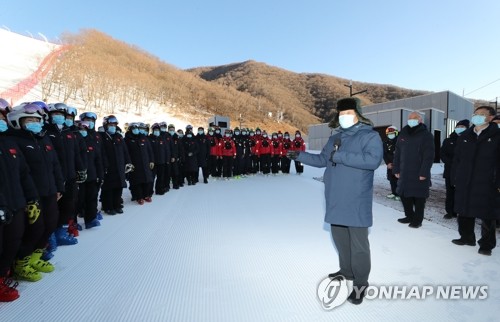 2022 베이징 동계올림픽 개최지 시찰하는 시진핑[신화=연합뉴스 자료사진]
