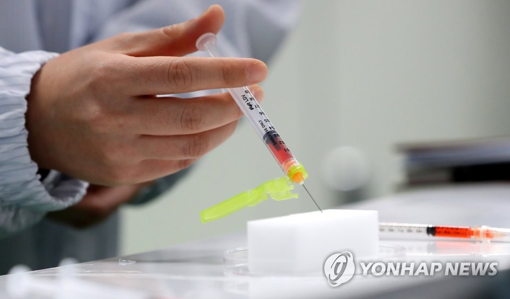 韓国国民の７割　コロナワクチン「接種する」＝副作用懸念も