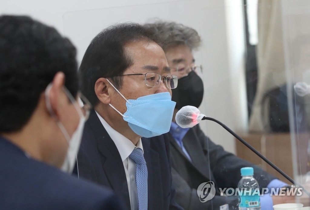 5-term opposition lawmaker Hong Joon-pyo seeks return to party