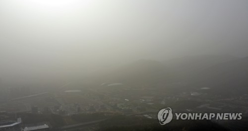프로야구 대구·광주·대전 시범경기, 미세먼지 악화로 취소