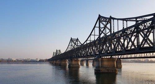 中国・丹東と北朝鮮・新義州をつなぐ橋（資料写真）＝（聯合ニュース）