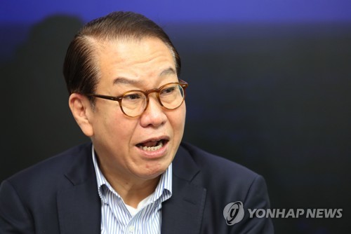 (سيرة ذاتية) اختيار النائب البرلماني لأربع دورات كوون يونغ-سيه وزيرا للوحدة