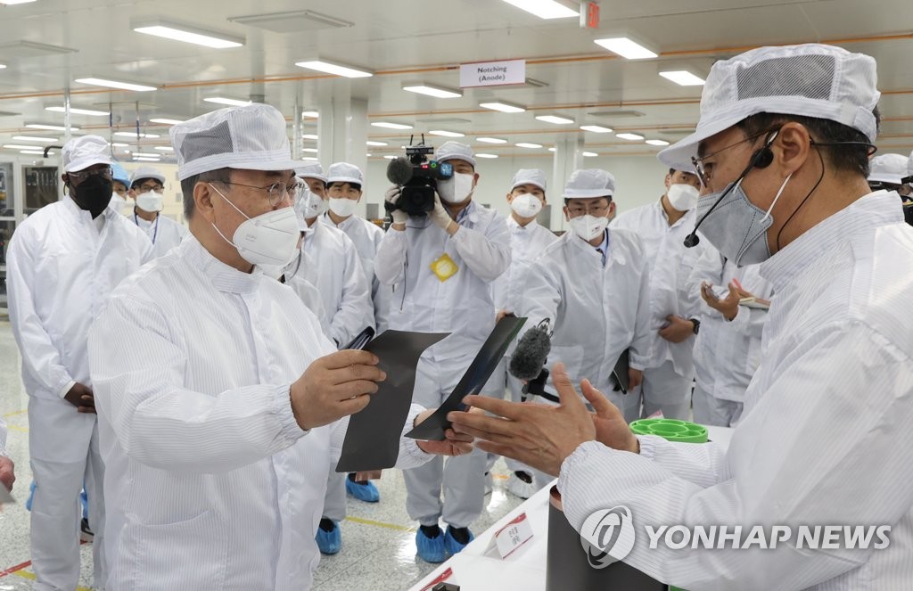 미국 SK 전기차 베터리 공장 방문한 문 대통령