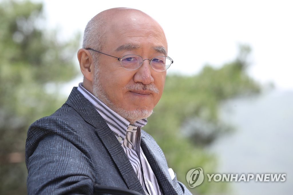 Japanese pianist gives interview | Yonhap News Agency