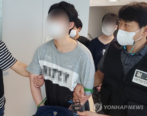 친할머니 살해한 10대 형제 구속…법원 "증거인멸·도주 우려"