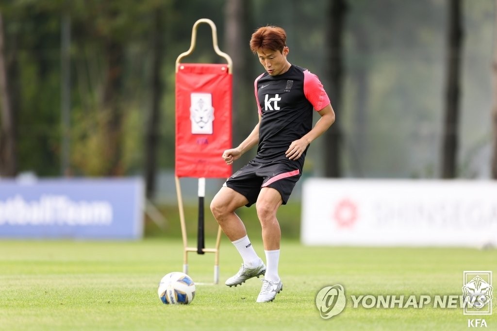 Midfielder Son Jun-ho cut from nat'l team due to knee injury