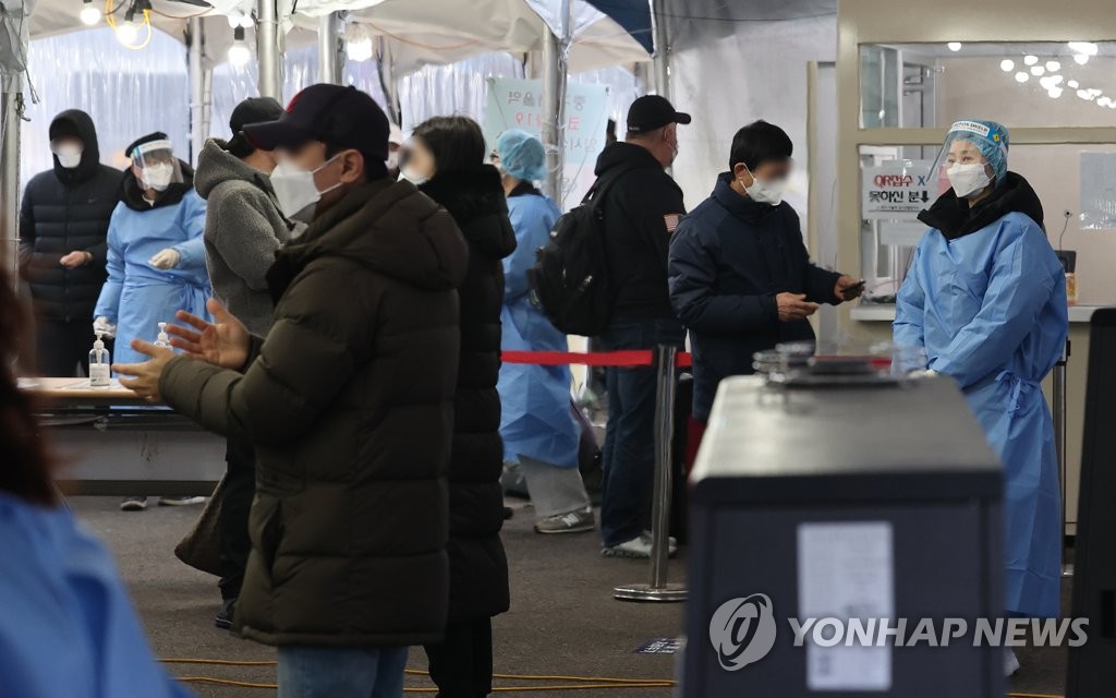 韓国の新規コロナ感染者３００７人　重症者３４日ぶり７００人台に減少