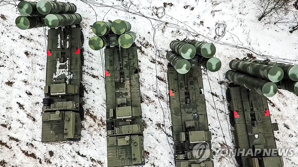 방공 미사일 동원해 연합훈련 벌이는 러시아-벨라루스군