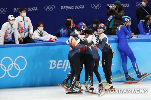 (LEAD) Pékin 2022-Short track : la Corée du Sud remporte l'argent au relais hommes
