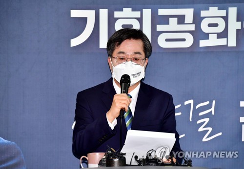 前経済副首相が撤退　李在明氏の支持表明＝韓国大統領選