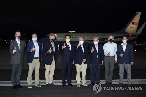 중국, 대만 인근서 군사훈련…美의원 방문에 무력시위