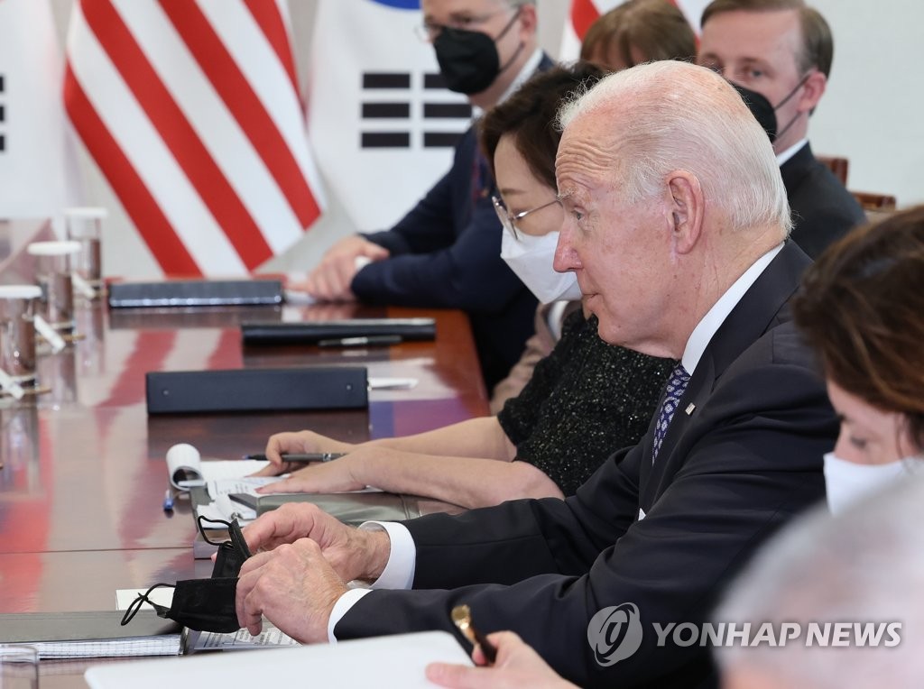 (عاجل)بايدن: التحالف الكوري الأمريكي مهم جدا للحد من التهديدات الكورية الشمالية