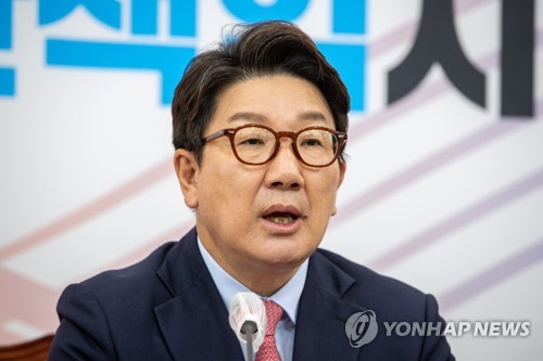 권성동 "민주, 법사위 붙잡고 혁신 외치면 '수박정당' 자기고백"