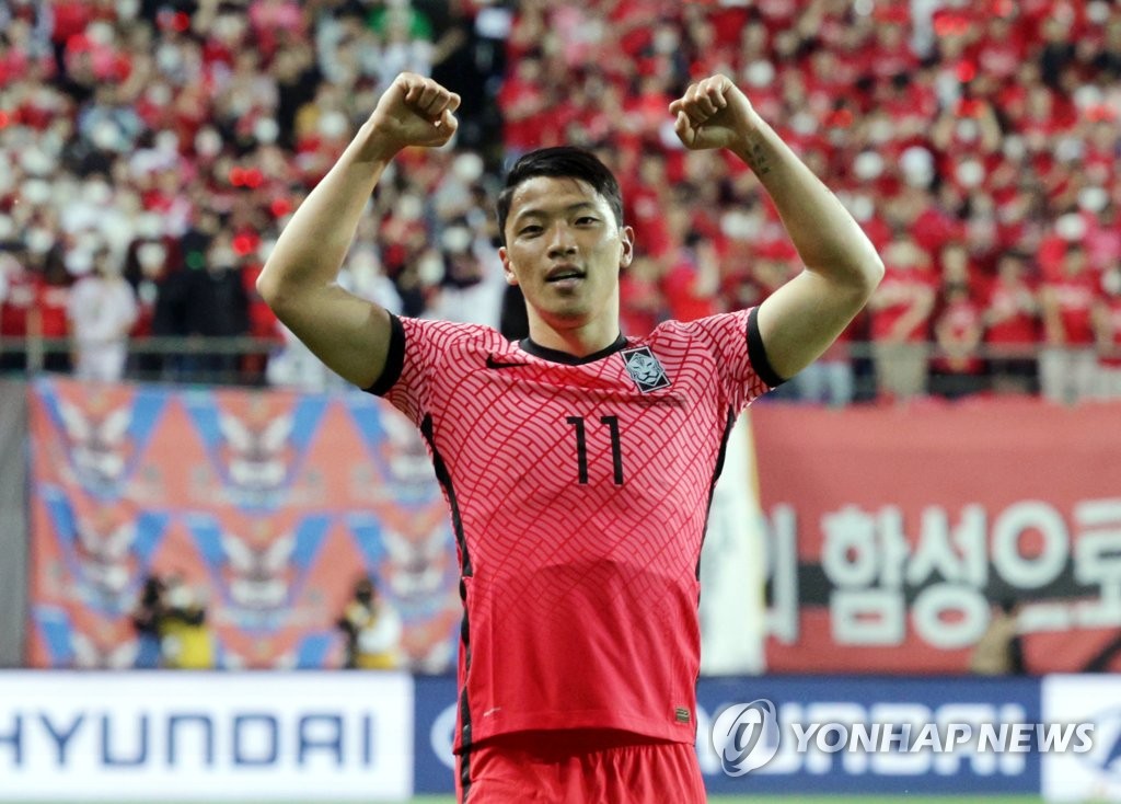 Hwang Hee-chan of South Korea celebrates after scoring a goal against Chile during the countries' friendly football match at Daejeon World Cup Stadium in Daejeon, 160 kilometers south of Seoul, on June 6, 2022. (Yonhap)
