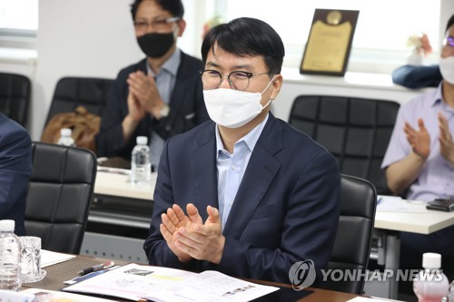 중기부·중기중앙회, 규제개선 간담회…"덩어리 규제 집중 발굴"