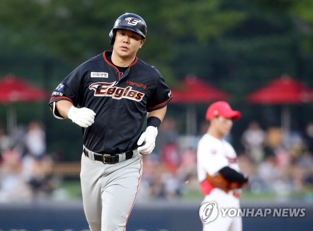 김인환, KIA전에서 시즌 10호 홈런