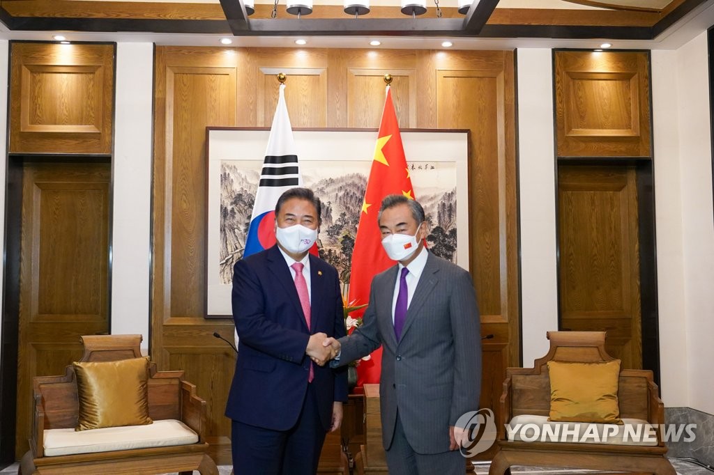 (جديد) وزيرا خارجية كوريا الجنوبية والصين يحضران فعاليات الاحتفال بالذكرى الثلاثين للعلاقات الثنائية - 1
