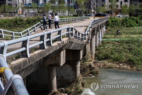 韓国の大雨　死亡１０人・不明６人に＝家畜２万頭以上に被害も