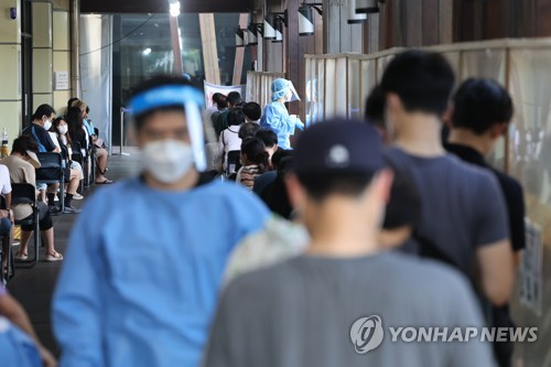 韓国の新規コロナ感染者１１万９６０３人　前週比約１．１倍