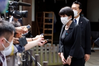 كوريا تعرب عن أسفها العميق إزاء إرسال رئيس الوزراء الياباني قربانا لضريح حربي مثير للجدل