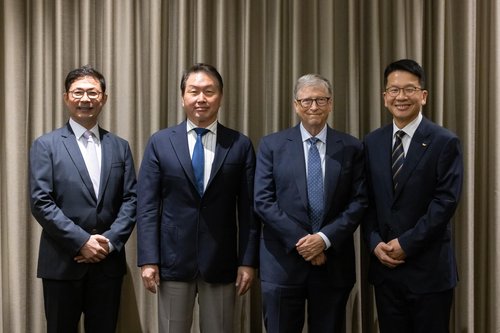 SK Group, Bill Gates discuss strengthening cooperation in global public health