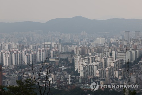 서울 아파트값 넉달 째 하락세…낙폭도 9년9개월만에 최대