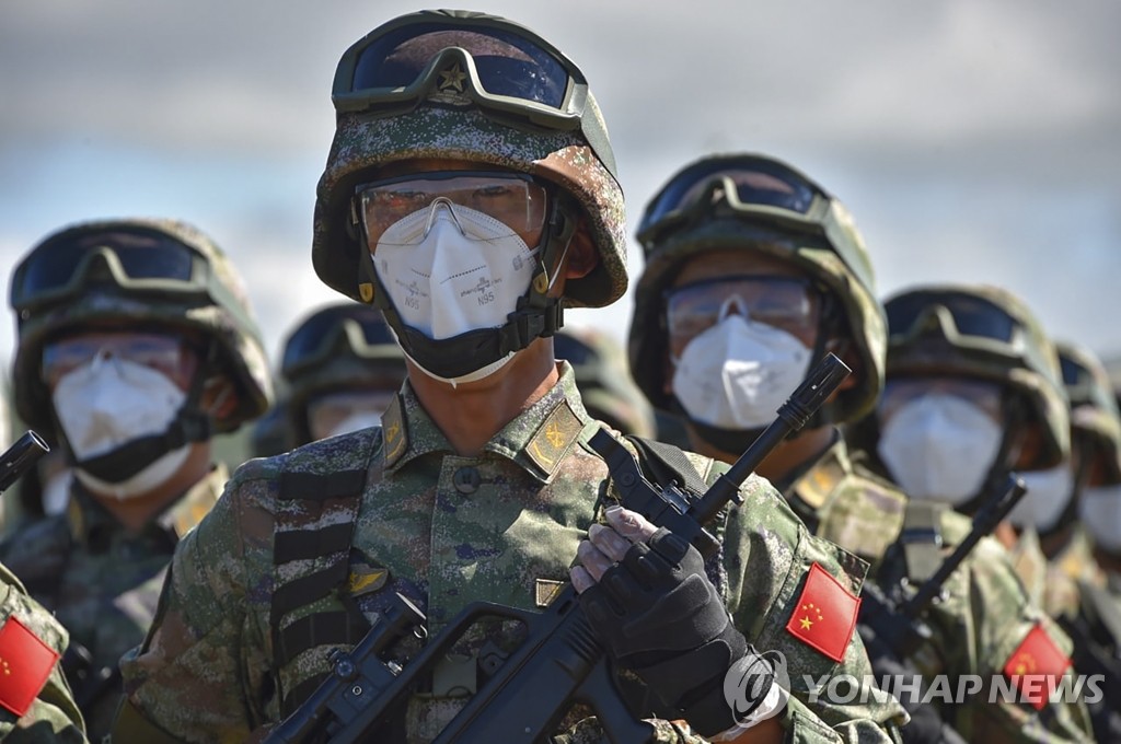'보스토크-2022' 군사훈련 개막식 참여한 중국 인민해방군