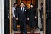 바이든과 나란히 14번째열…尹대통령, 英여왕 장례식 '조문외교'