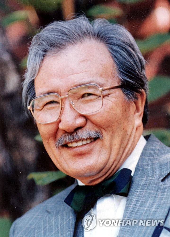 Renowned emeritus professor Kim Dong-gill dies
