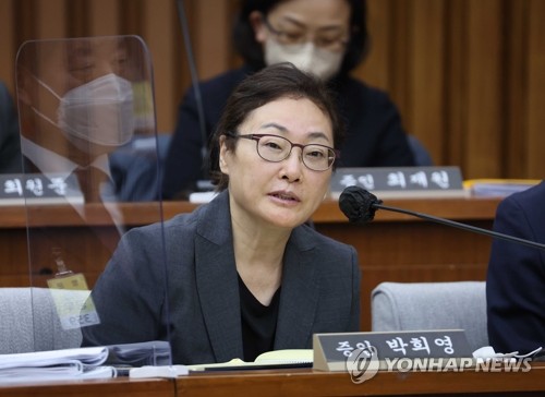 La jefa de la Oficina del Distrito de Yongsan es procesada por la fallida respuesta a la estampida