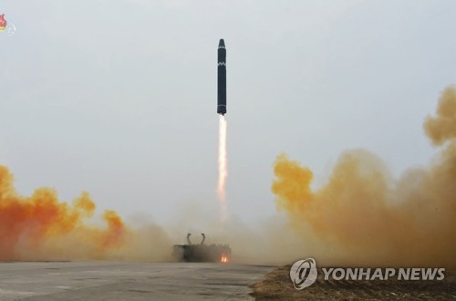 (جديد) كوريا الجنوبية تفرض المزيد من العقوبات على كوريا الشمالية بعد الإطلاقات الصاروخية الأخيرة