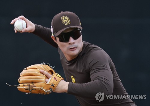 LEAD) Half-Korean big leaguer Tommy Edman to play for S. Korea at