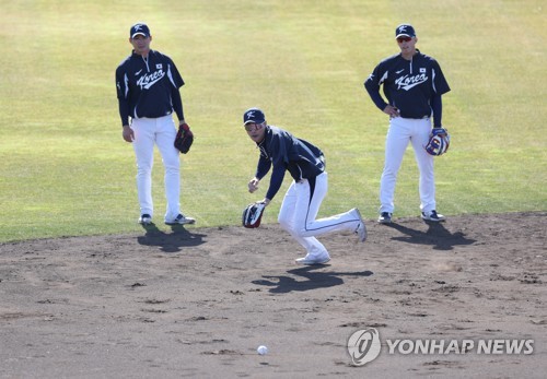 Padres infielder Kim Ha-seong trying to be good teammate at WBC