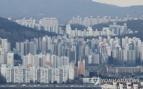 서울 남산에서 바라본 아파트 단지의 모습