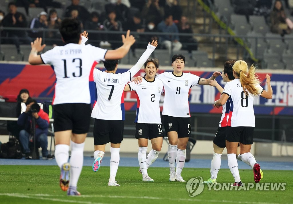 In this file photo from April 11, 2023, South Korean players celebrate a goal by Lee Geum-min (2nd from R) during a women's football friendly match against Zambia at Yongin Mireu Stadium in Yongin, some 40 kilometers south of Seoul. (Yonhap)